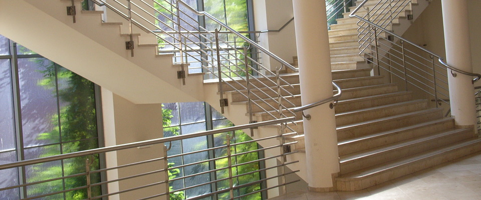 Treppenanlage im Gerichtsgebäude